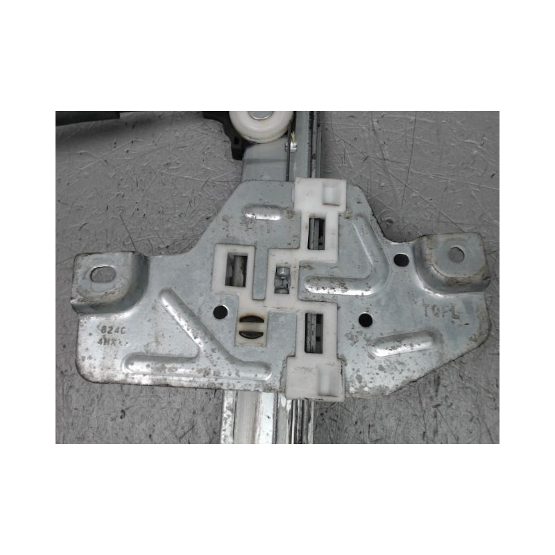 MECANISME+MOTEUR LEVE-GLACE AVANT GAUCHE KIA RIO