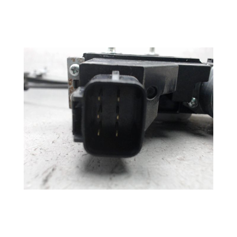 MECANISME+MOTEUR LEVE-GLACE AVANT GAUCHE KIA RIO