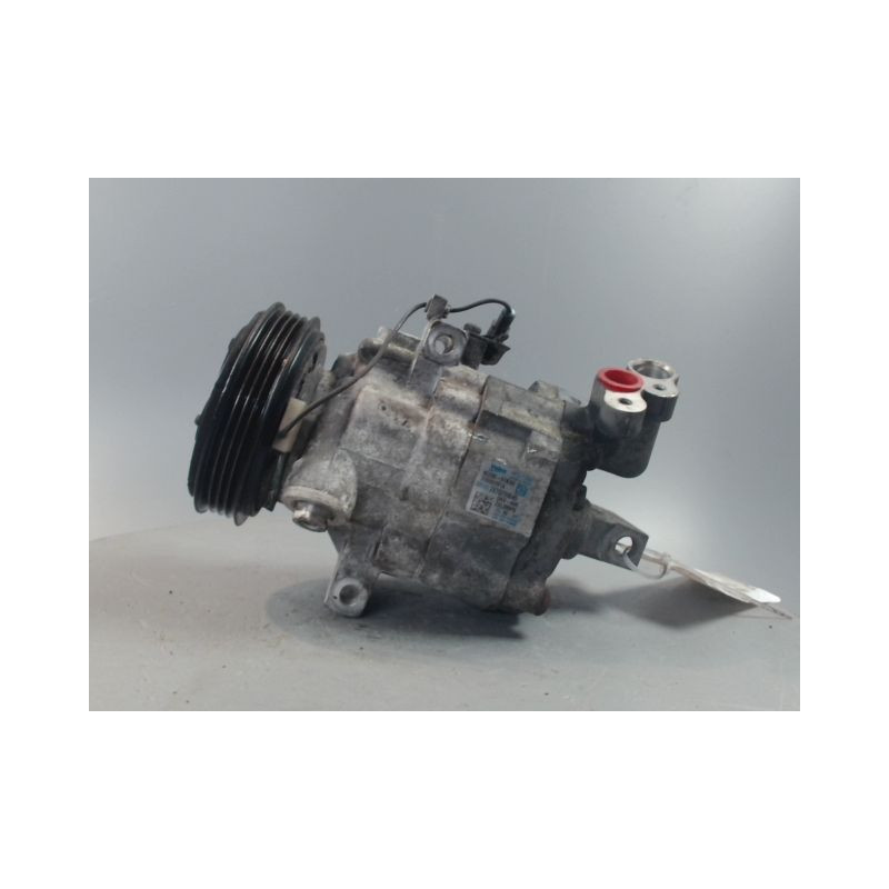 COMPRESSEUR AIR CONDITIONNE SUZUKI SPLASH
