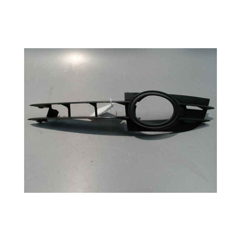 OBTURATEUR PHARE ADDITIONNEL PARE-CHOC AVD AUDI A6 2004-