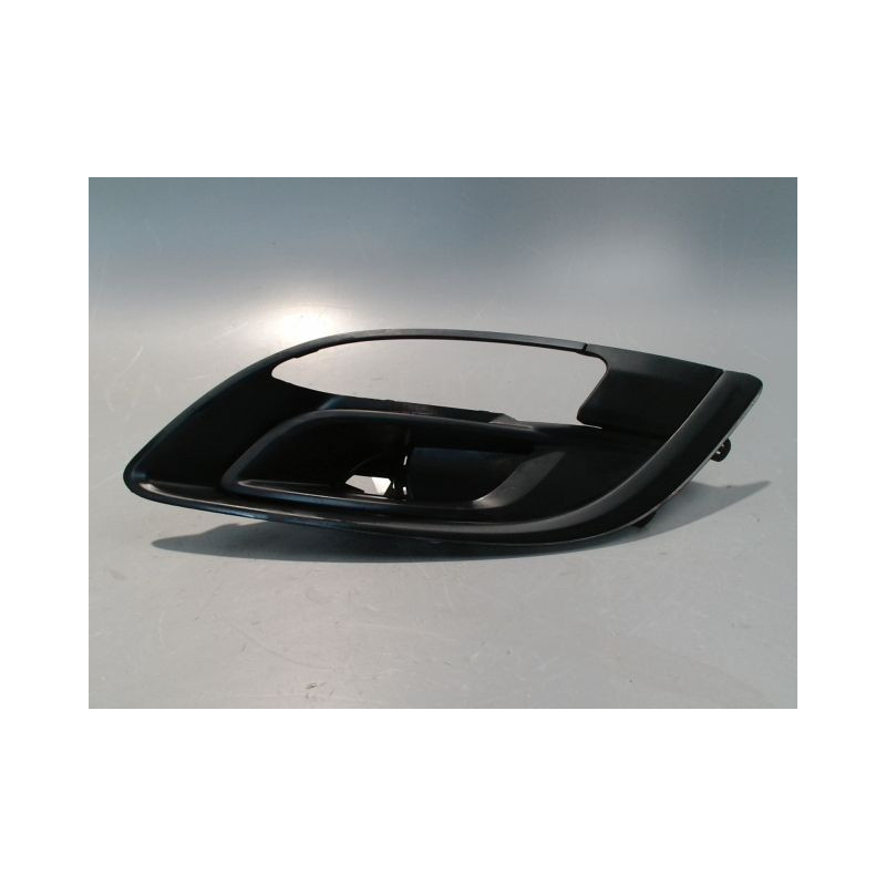 OBTURATEUR PHARE ADDITIONNEL PARE-CHOC AVG OPEL ASTRA 2004-
