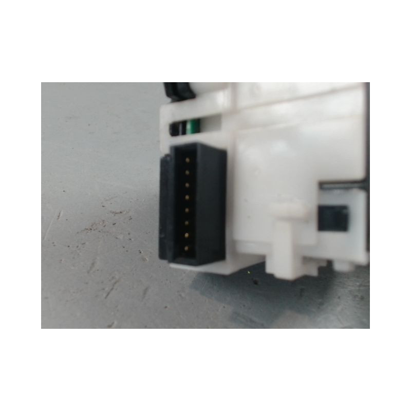COMMANDE ESSUIE GLACE NISSAN QHASQAI 2007-