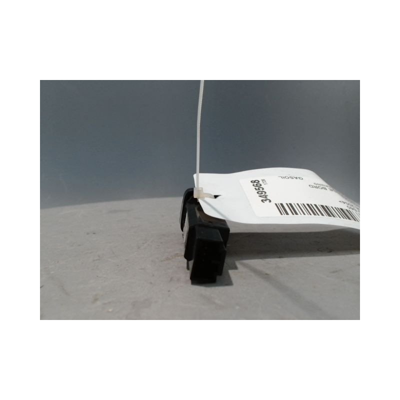 BOUTON DE WARNING VOLVO S60 2004-