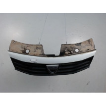 CALANDRE DACIA SANDERO