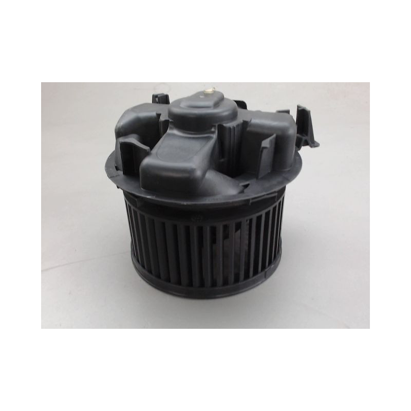 MOTEUR VENTILATEUR CHAUFFAGE RENAULT TWINGO