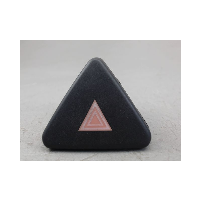 BOUTON DE WARNING FORD FIESTA