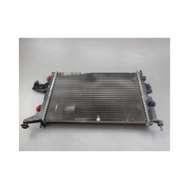 RADIATEUR OPEL CORSA