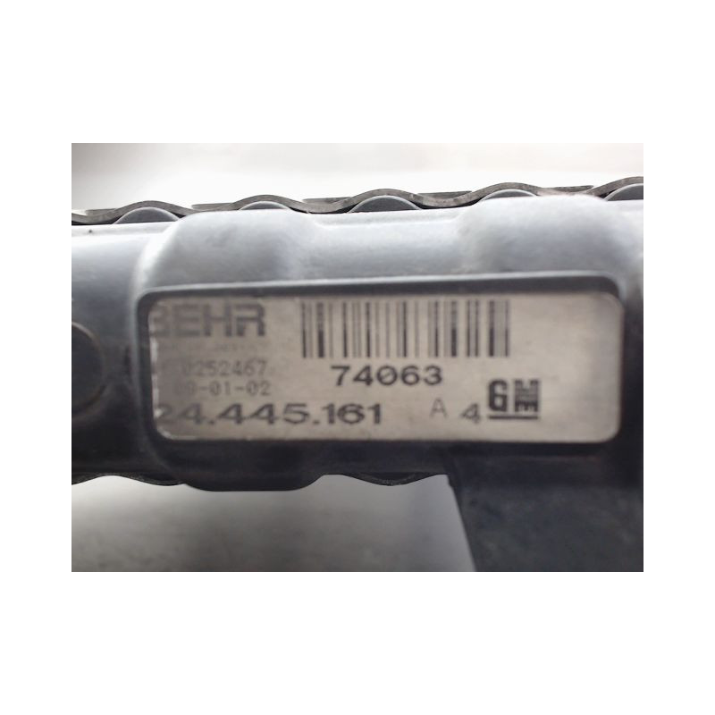 RADIATEUR OPEL CORSA