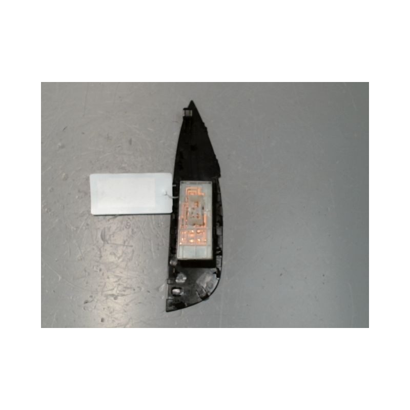 COMMANDE LEVE-GLACE PORTE AVD NISSAN QHASQAI 2007-