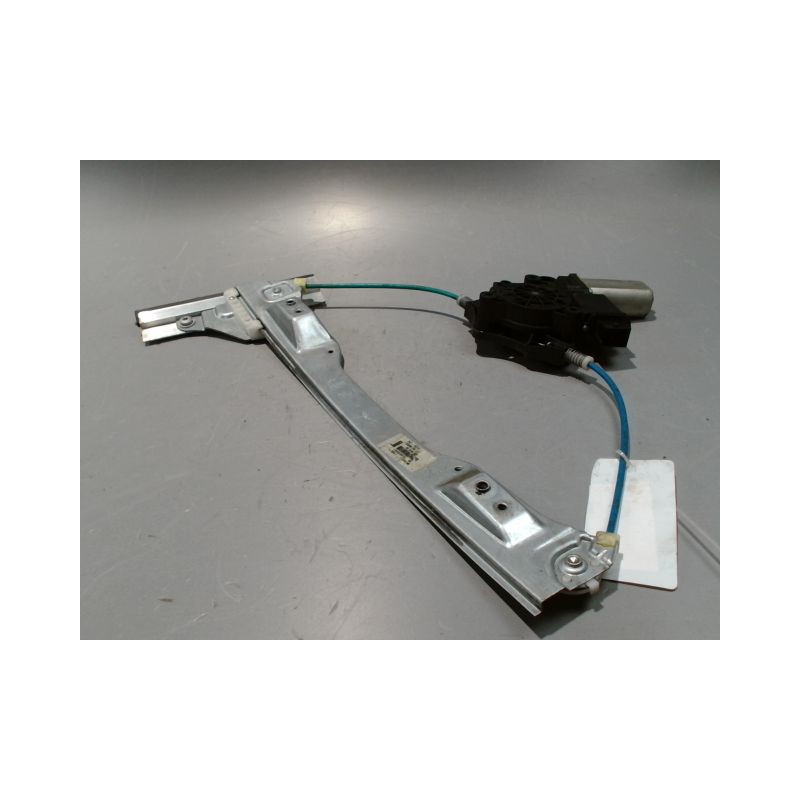 MECANISME+MOTEUR LEVE-GLACE AVANT GAUCHE OPEL CORSA 2010-