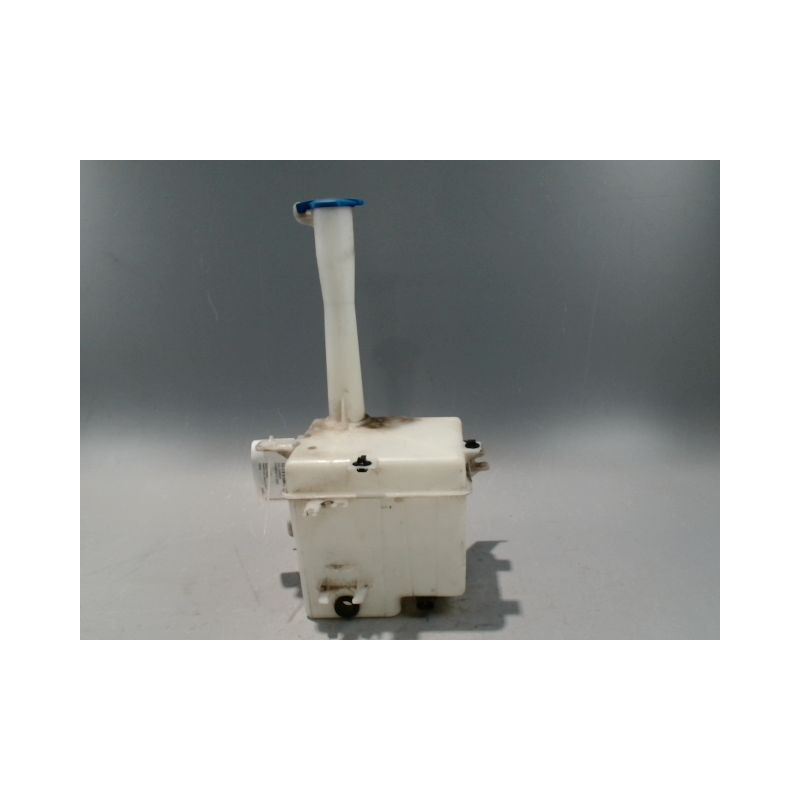RESERVOIR LAVE-GLACE AVANT KIA CARENS 2002-
