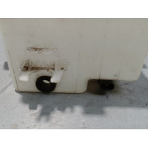 RESERVOIR LAVE-GLACE AVANT KIA CARENS 2002-