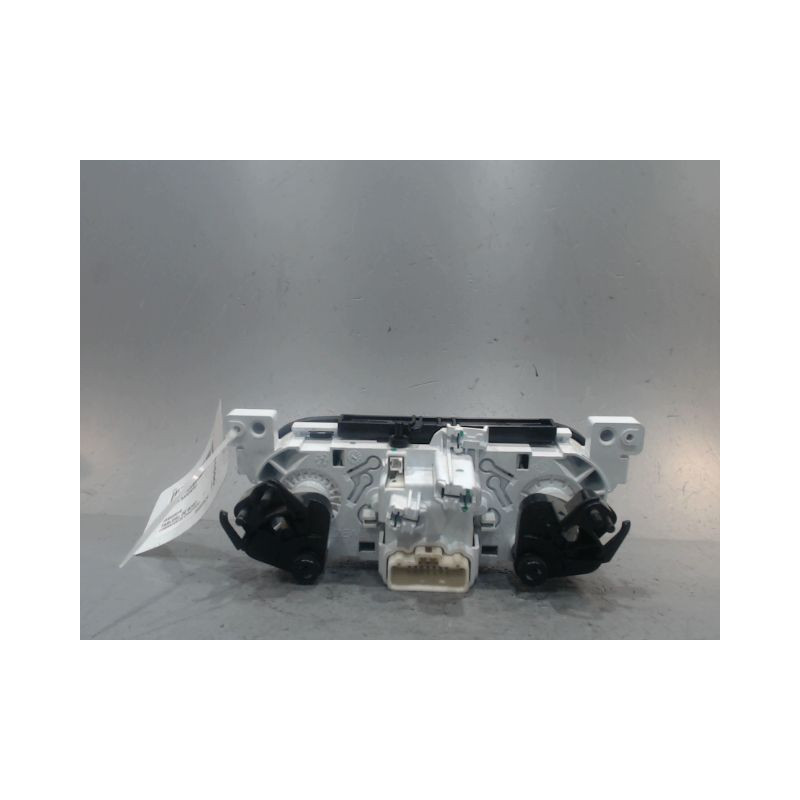 COMMANDE DE CHAUFFAGE DACIA SANDERO
