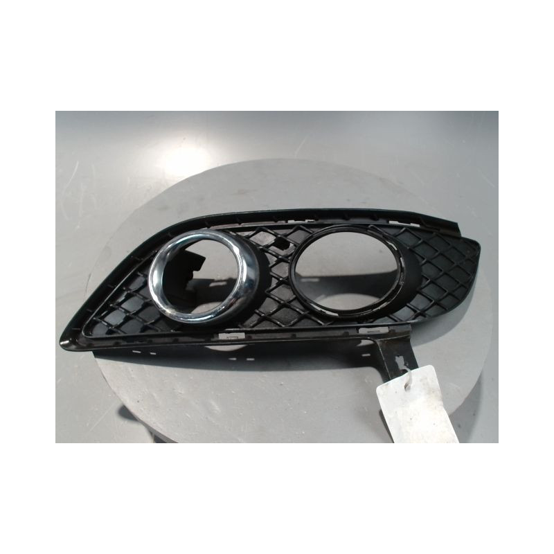 OBTURATEUR PHARE ADDITIONNEL PARE-CHOC AVD MERCEDES CLASSE B 2008-