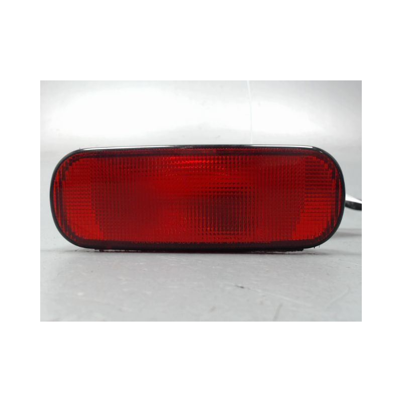 FEU BROUILLARD CENTRAL ARRIERE SUZUKI SWIFT -03/05