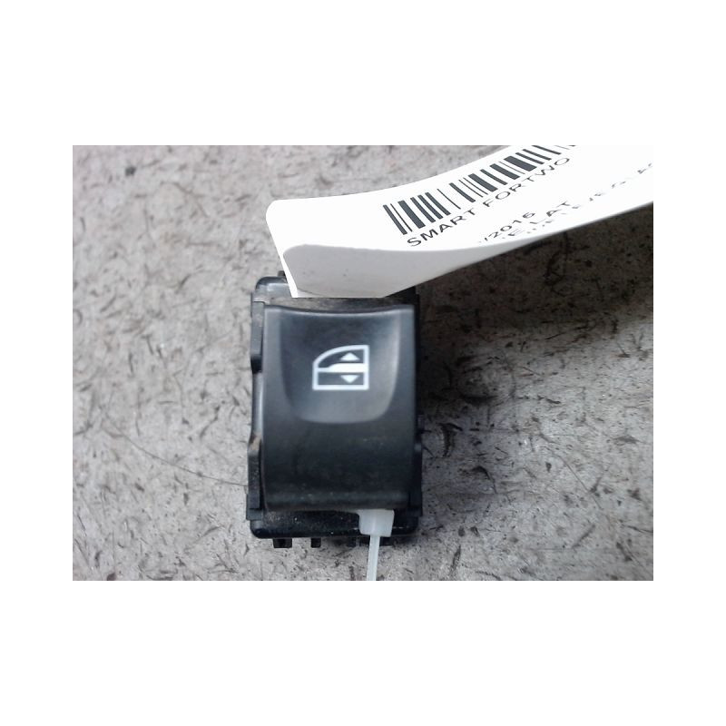 COMMANDE LEVE-GLACE PORTE AVD SMART FORTWO