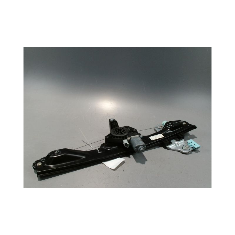 MECANISME+MOTEUR LEVE-GLACE AVANT DROIT NISSAN QHASQAI 2007-