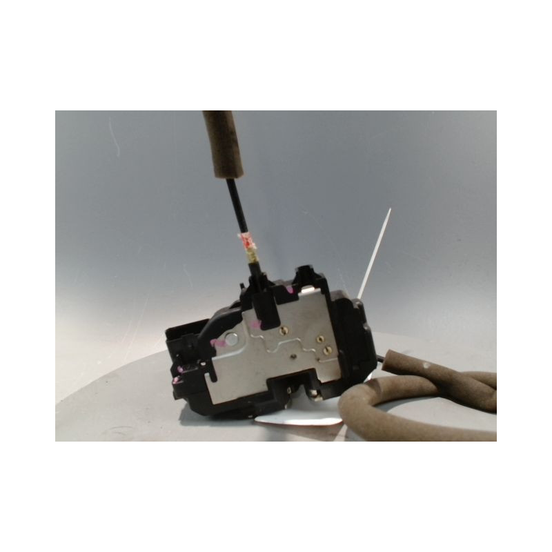 SYSTEME CONDAMNATION AVANT DROIT NISSAN QHASQAI 2007-