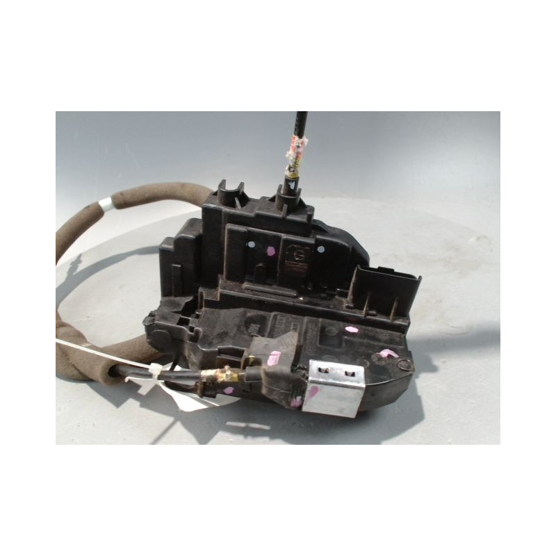 SYSTEME CONDAMNATION AVANT DROIT NISSAN QHASQAI 2007-