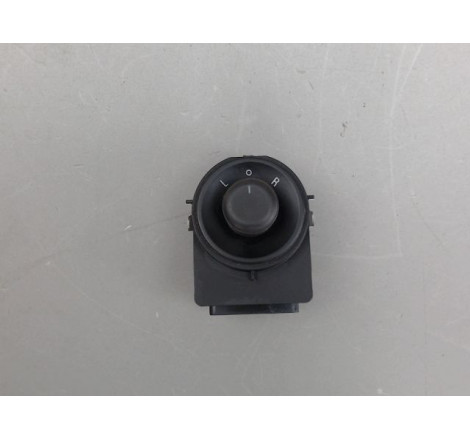 COMMANDE RETROVISSEUR EXT ELECTRIQUE