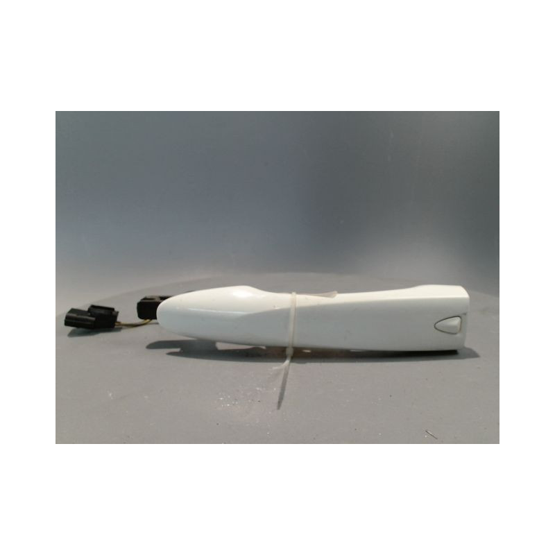 POIGNEE EXTERIEURE PORTE AVANT GAUCHE NISSAN QHASQAI 2007-