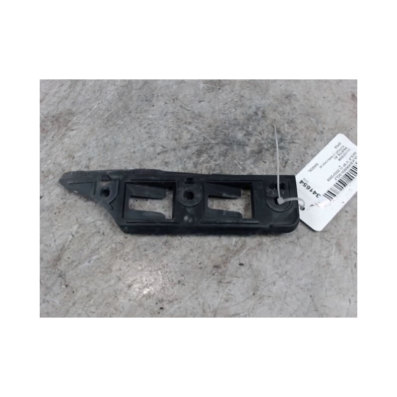SUPPORT PARE-CHOC AVG VOLKSWAGEN GOLF V 2003-2009