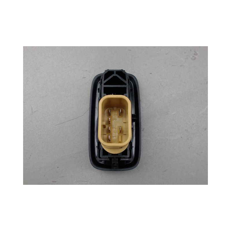 COMMANDE LEVE-GLACE PORTE AVD FORD FIESTA