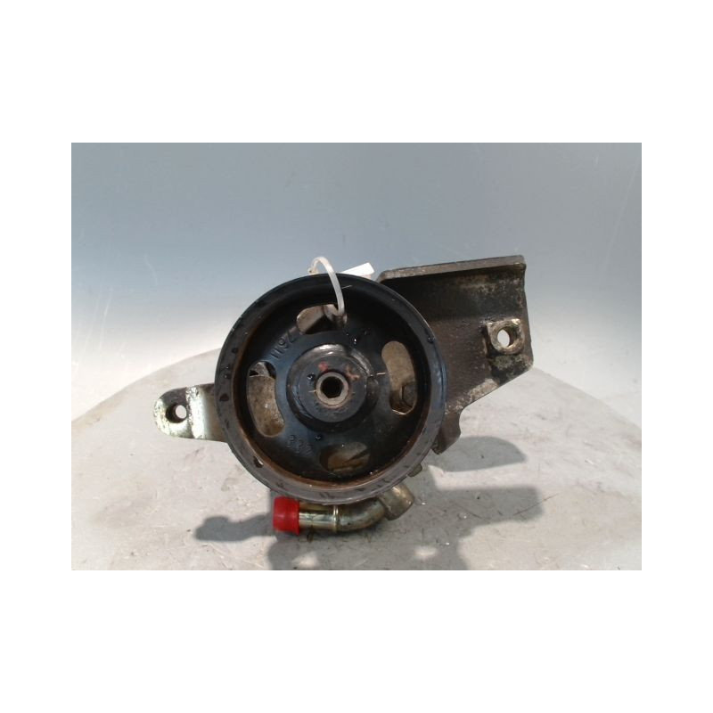 POMPE DIRECTION ASSISTEE NISSAN ALMERA TINO