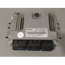 CALCULATEUR MOTEUR OPEL VIVARO C1 PH2 F2700 06-15