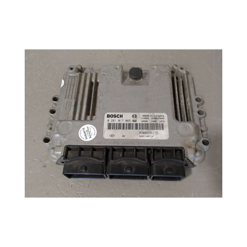 CALCULATEUR MOTEUR OPEL VIVARO C1 PH2 F2700 06-15