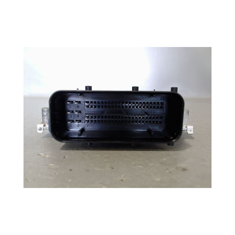 CALCULATEUR MOTEUR KIA RIO