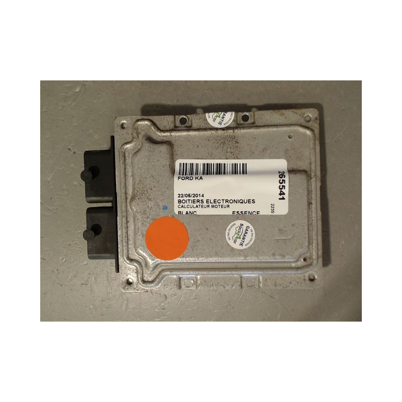 CALCULATEUR MOTEUR FORD KA