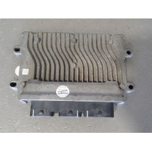 CALCULATEUR MOTEUR PEUGEOT 206