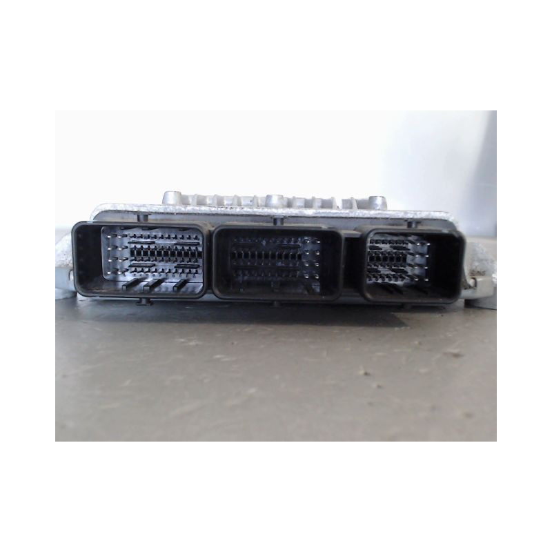 CALCULATEUR MOTEUR CITROEN C4