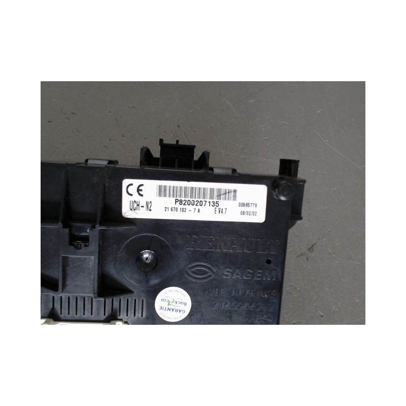BOITIER GESTION HABITACLE RENAULT CLIO