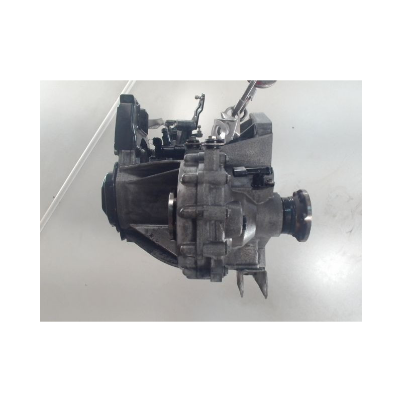 BOITE A VITESSE MECANIQUE VOLKSWAGEN FOX 1.4