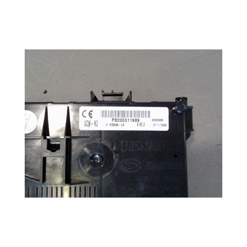 BOITIER GESTION HABITACLE RENAULT CLIO