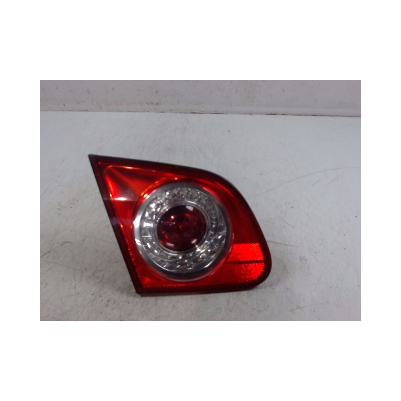 FEU ARRIERE INTERIEUR GAUCHE VOLKSWAGEN PASSAT 2005-