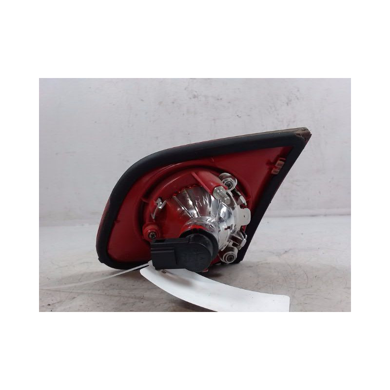FEU ARRIERE INTERIEUR GAUCHE VOLKSWAGEN PASSAT 2005-