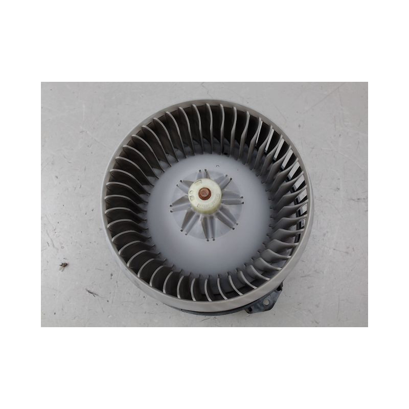 MOTEUR VENTILATEUR CHAUFFAGE TOYOTA VERSO-S