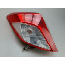 FEU ARRIERE GAUCHE  TOYOTA YARIS