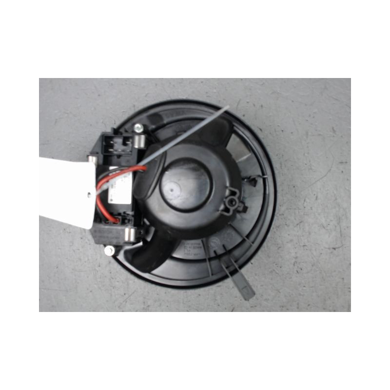 MOTEUR VENTILATEUR CHAUFFAGE VOLKSWAGEN TOURAN