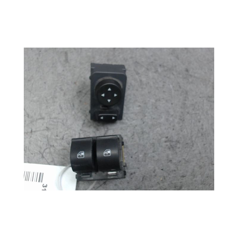 COMMANDE LEVE-GLACE PORTE AVG FIAT BRAVO