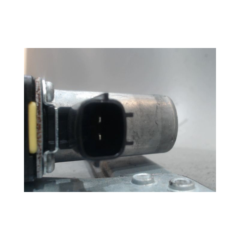 MECANISME+MOTEUR LEVE-GLACE AVANT DROIT DACIA SANDERO