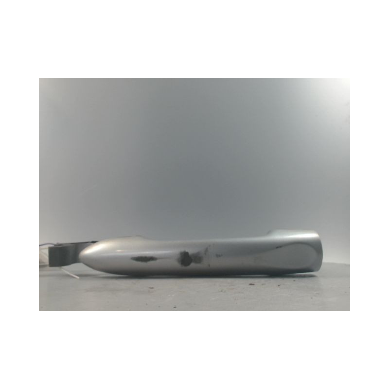 POIGNEE EXTERIEURE PORTE AVANT DROIT RENAULT MEGANE III 2008-