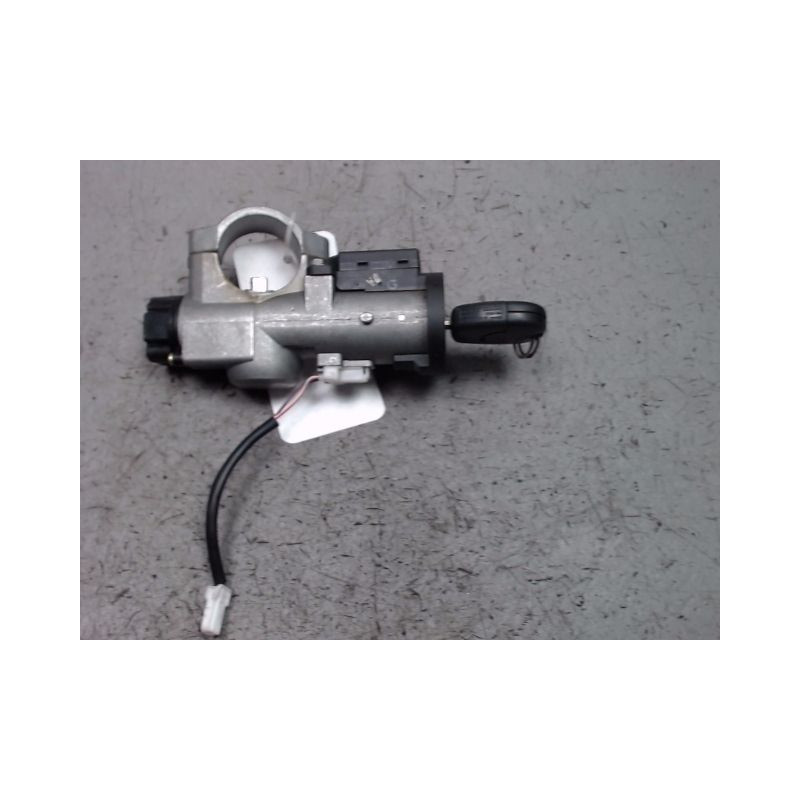 ANTIVOL DE DIRECTION NISSAN ALMERA TINO