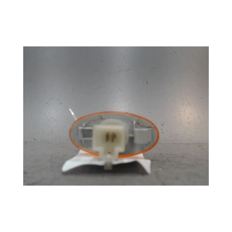 REPETITEUR AILE DROIT SUZUKI ALTO
