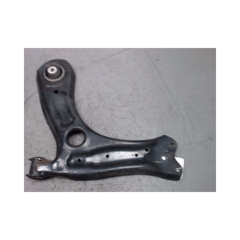 TRIANGLE INFERIEUR AVANT GAUCHE AUDI A1