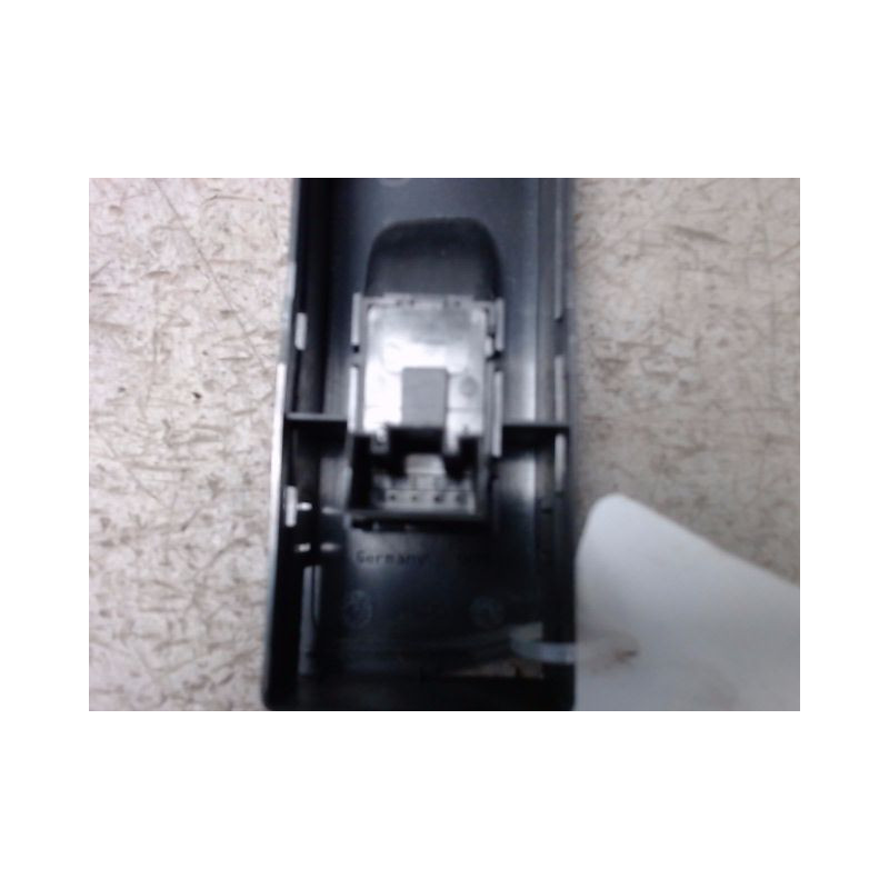 COMMANDE LEVE-GLACE PORTE AVD VOLKSWAGEN TIGUAN 2009-