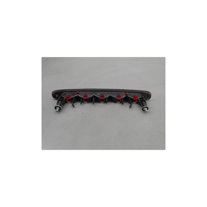 FEUX STOP SUPPLEMENTAIRE SUZUKI SWIFT